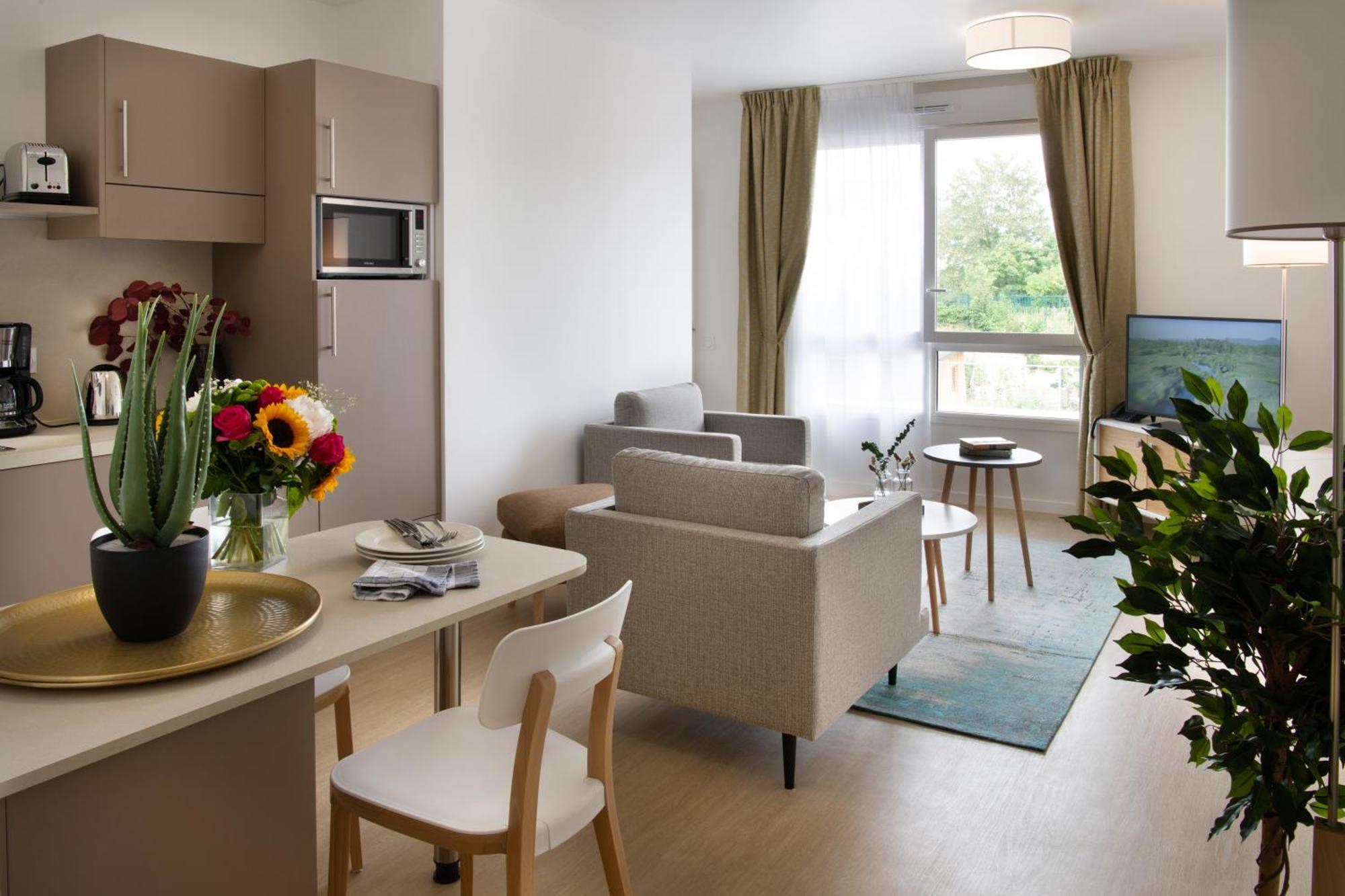 Aparthotel Domitys - Le Solstice Versailles Exterior foto
